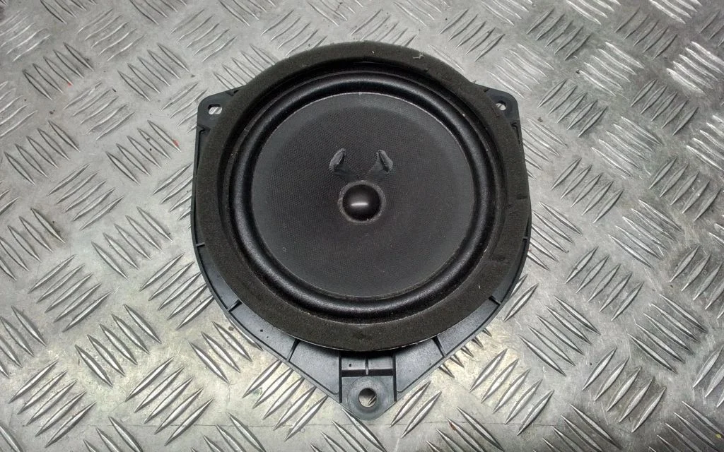 Front door speaker – Lexus NX (2014-2021)