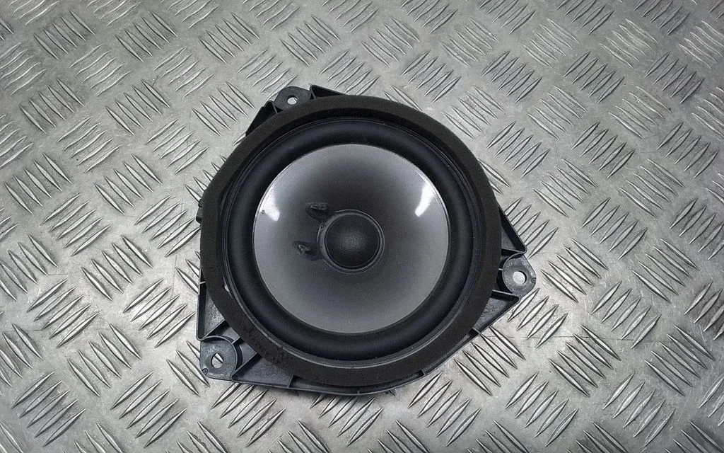 Front door speaker – Lexus NX (2014-2021)