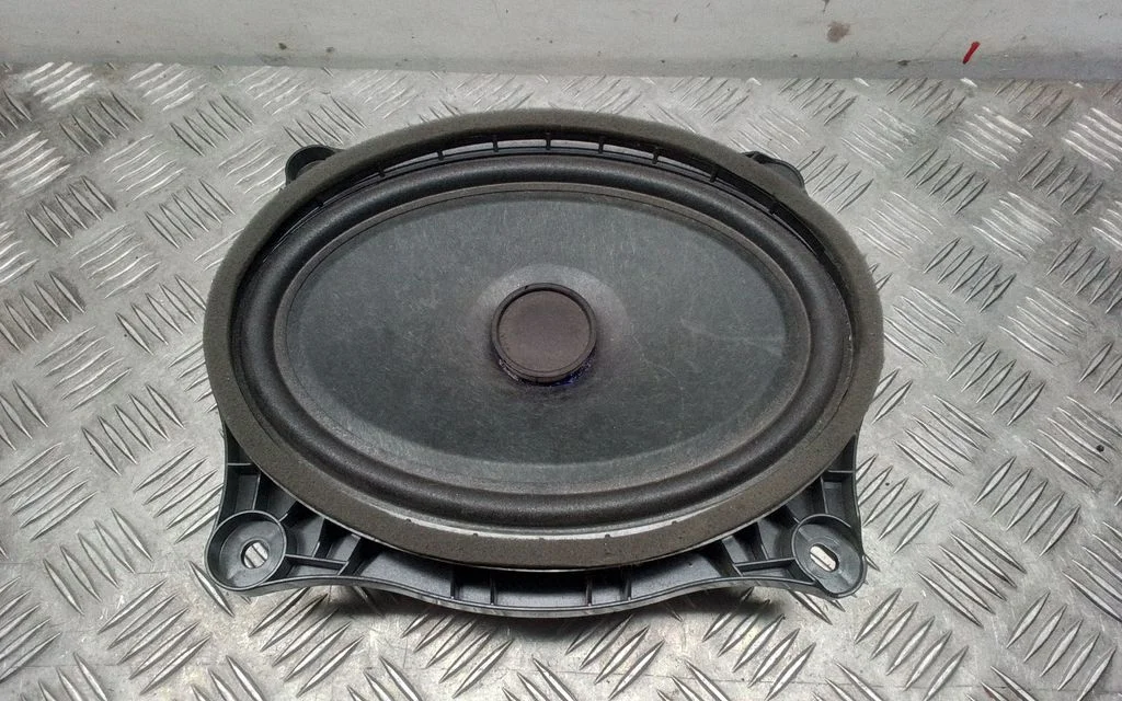 Front door speaker – Lexus GS 250 350 300H 450H (2013-)