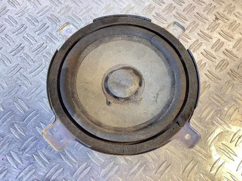 Subwoofer speaker – Honda Accord (2008-2016)