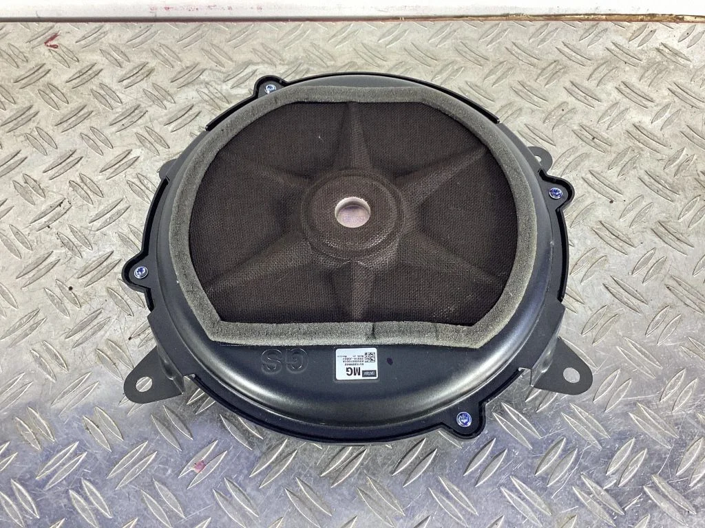 Subwoofer speaker – Lexus RC (2014-)