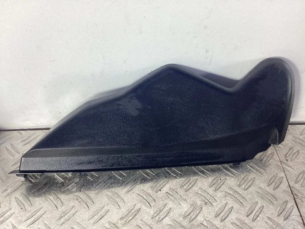 Other dashboard part – Lexus RC (2014-)