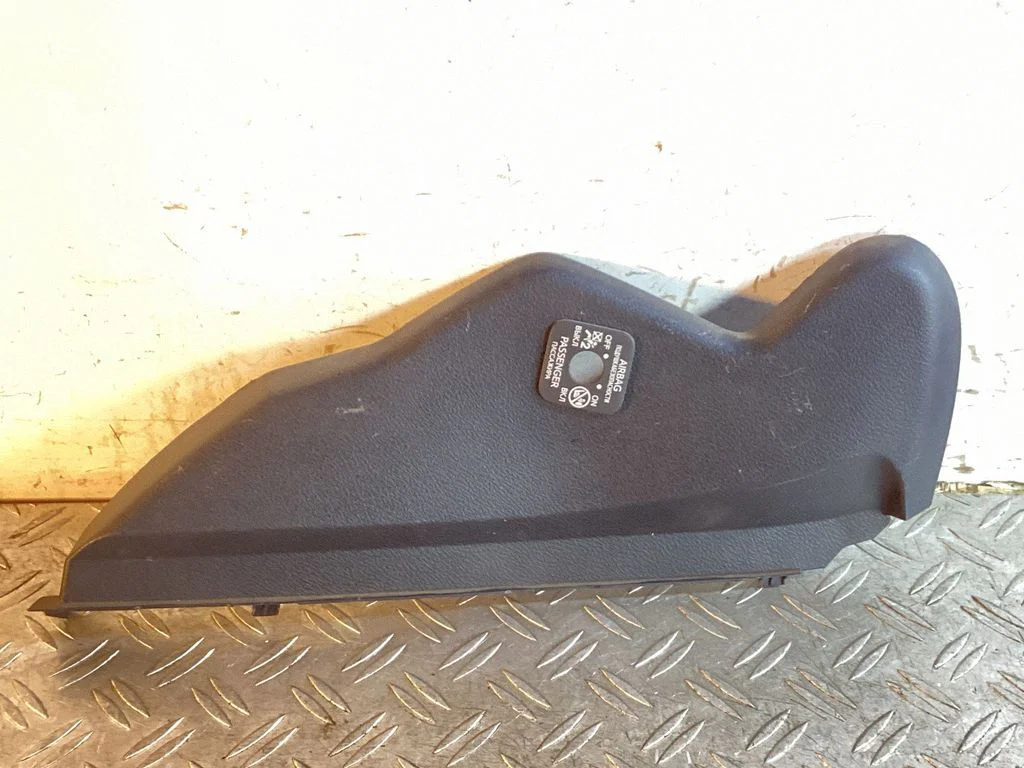 Other dashboard part – Lexus IS III XE30 (2013-2020)