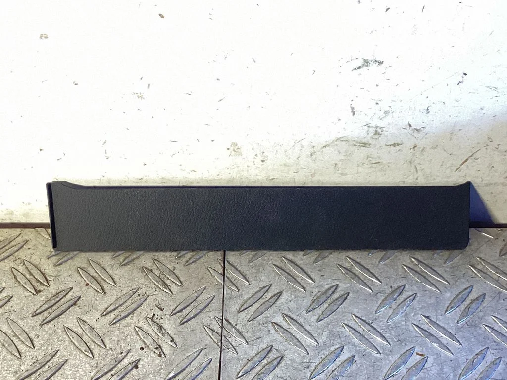 Other dashboard part – Lexus IS III XE30 (2013-2020)