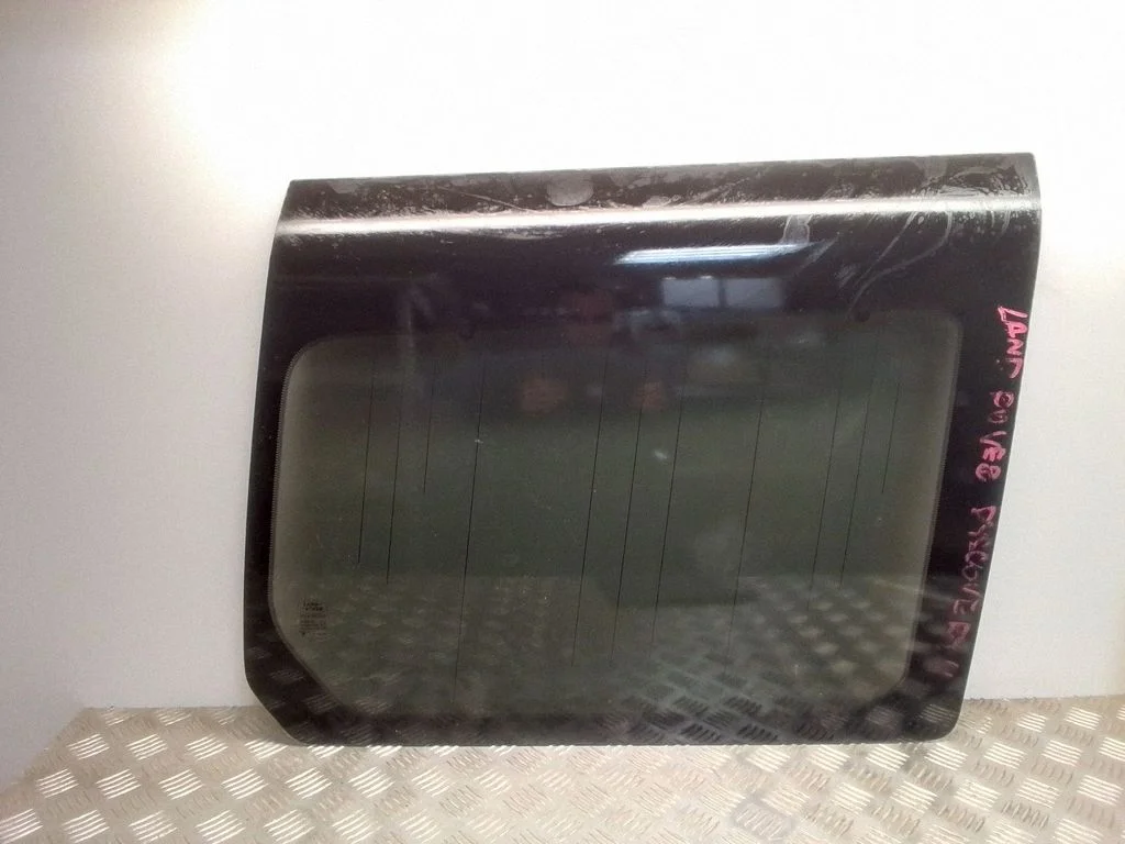 Rear side window – Land Rover Discovery Sport (2014-)