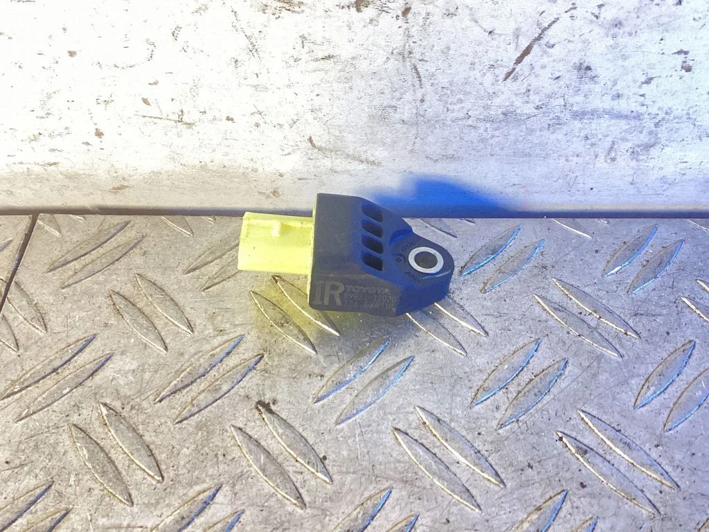 Airbag deployment crash/impact sensor 8983112020