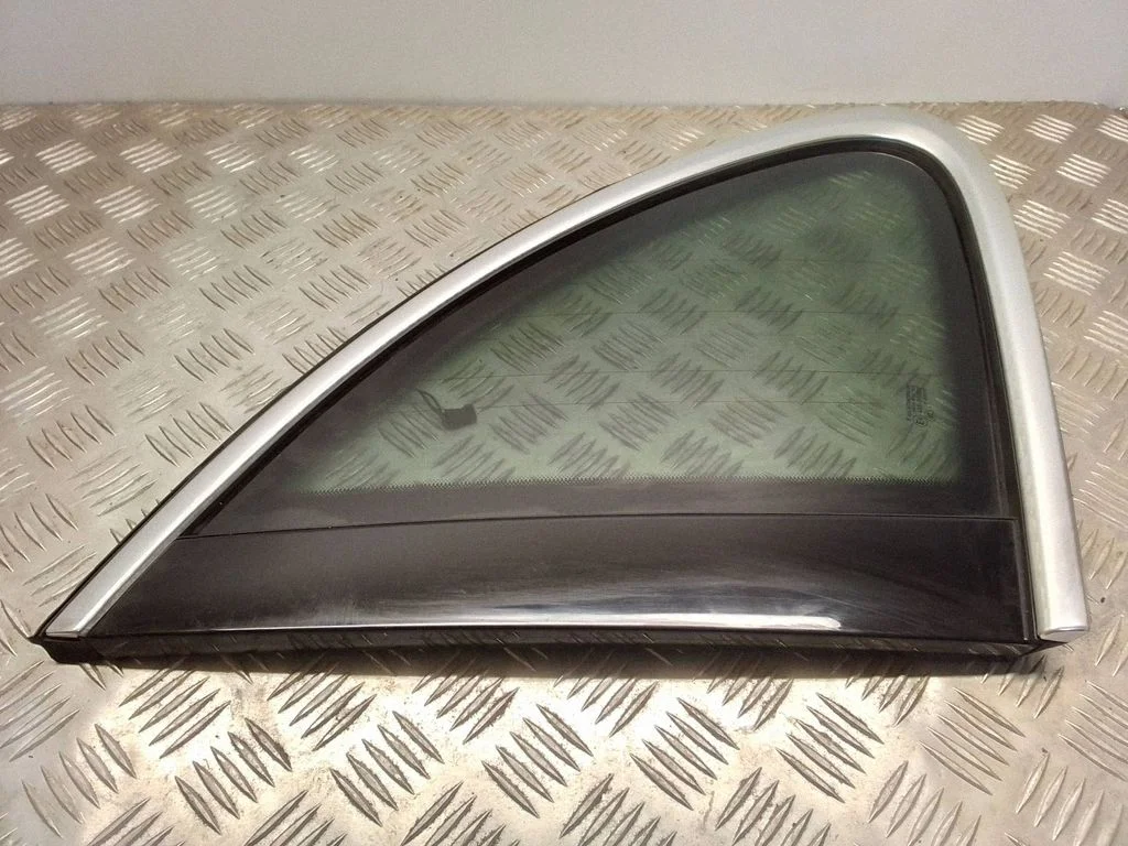Rear side window – Porsche Cayenne (92A) (2010-2017)