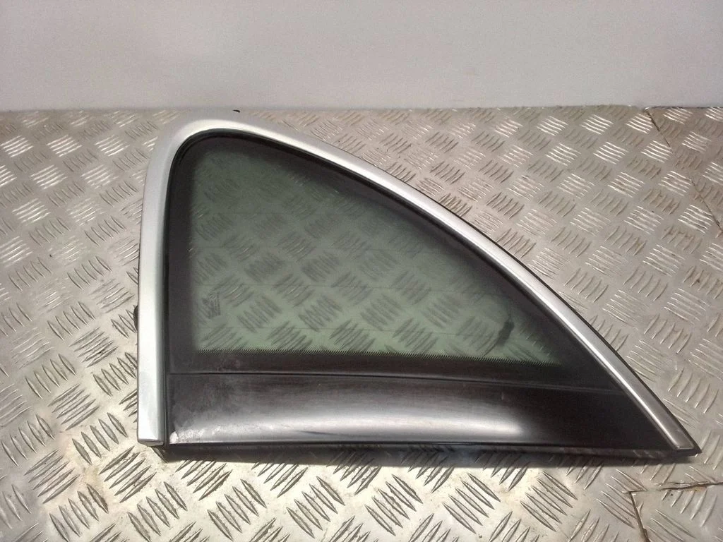 Rear side window – Porsche Cayenne (92A) (2010-2017)