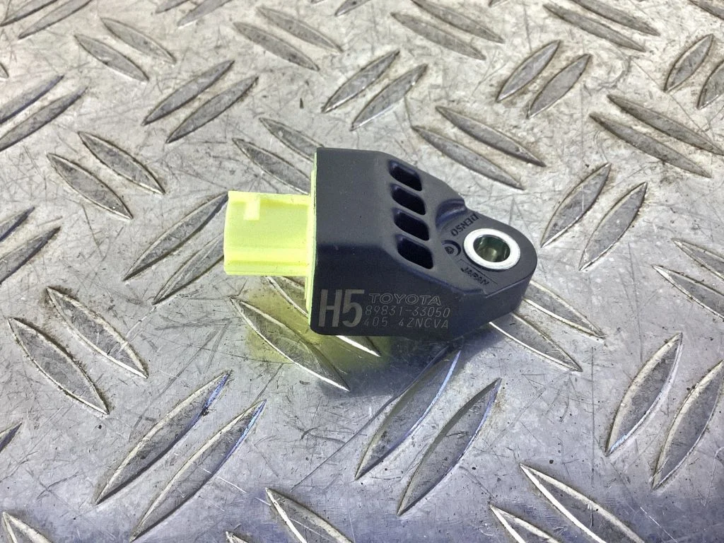 Airbag deployment crash/impact sensor 8983133050
