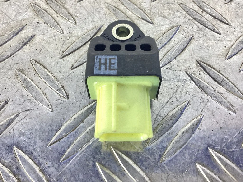 Airbag deployment crash/impact sensor 8983153050