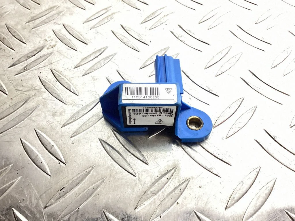 Airbag deployment crash/impact sensor – Porsche 911 997 (2004-2013)