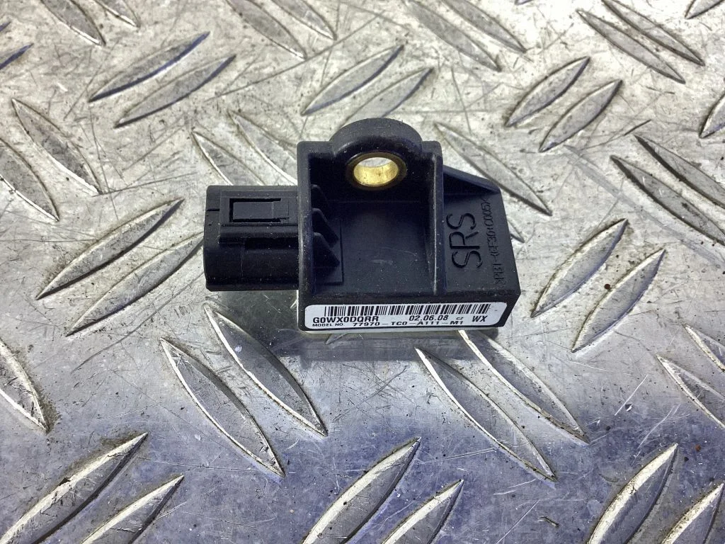 Airbag deployment crash/impact sensor – Honda Accord (2008-2016)