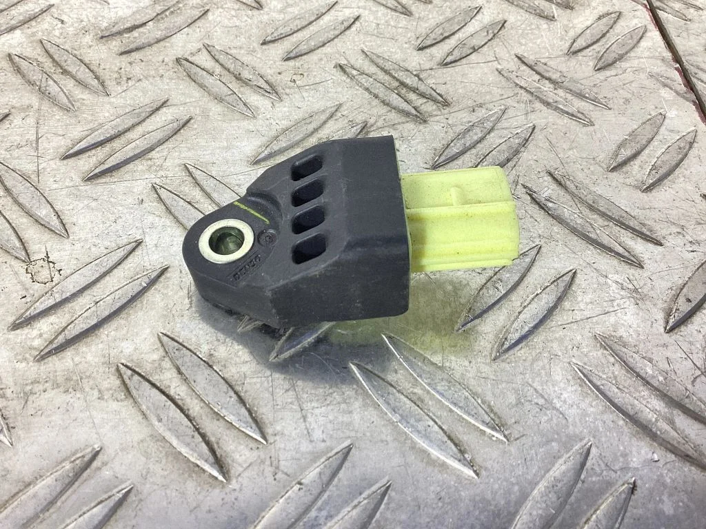 Airbag deployment crash/impact sensor – Subaru Legacy (2007-2009)