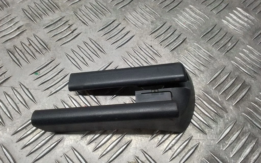 Osłona prowadnicy fotela pasażera – Porsche 911 997 (2004-2013)