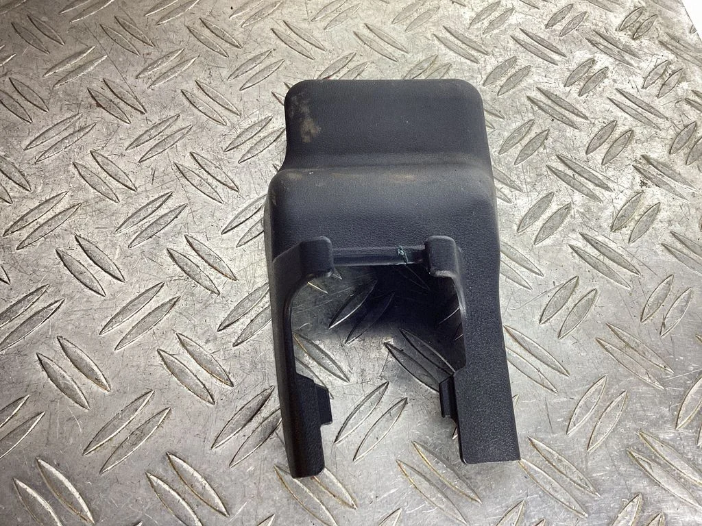 Osłona prowadnicy fotela kierowcy – Lexus RX 450H (2016-)