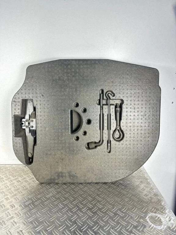 Tool set – Nissan Primera (2002-2007)