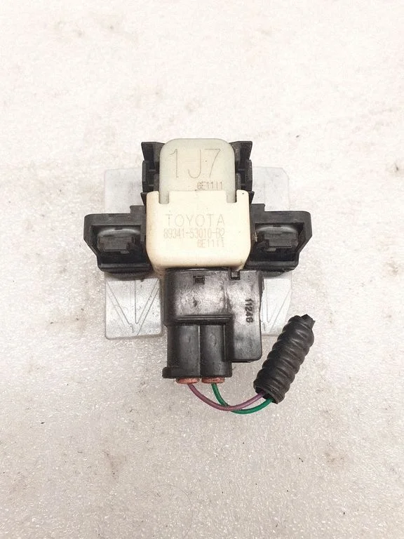 Parkimisandur PDC – Lexus GS 250 350 300H 450H (2013-)