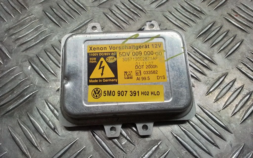 Przetwornica ksenonowa 5DV0090000
