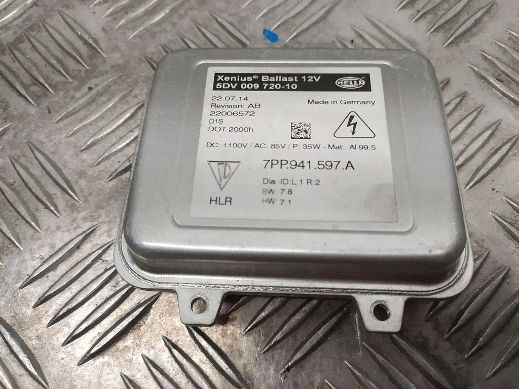 Headlight ballast module Xenon 7PP941597A