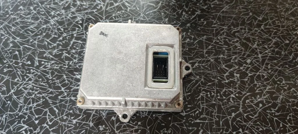 Headlight ballast module Xenon 1307329072