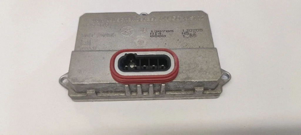 Headlight ballast module Xenon 5DV00829000