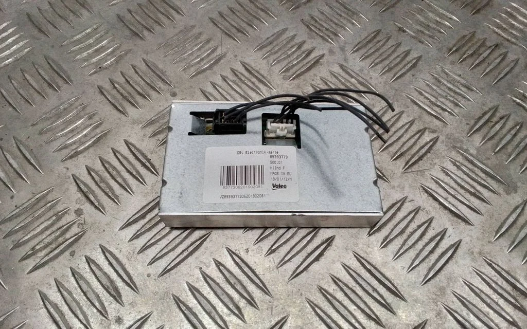 Headlight ballast module Xenon 89393773 – Audi Q7 4L (2005-2015)