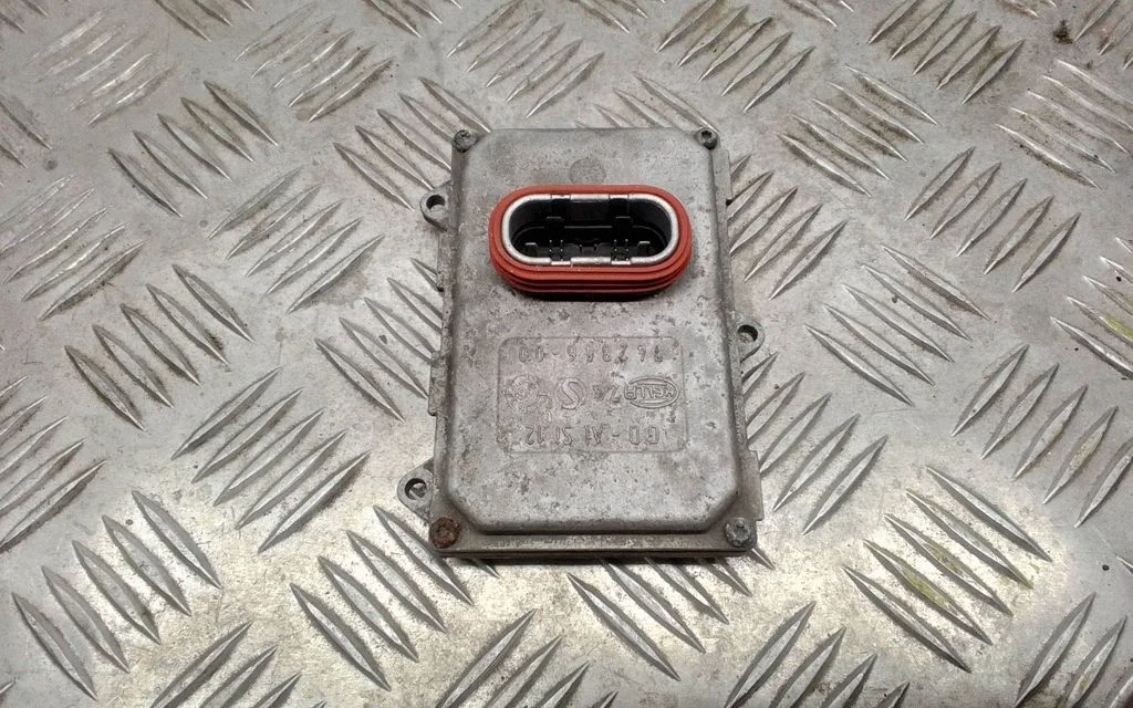 Headlight ballast module Xenon 5DF00870470