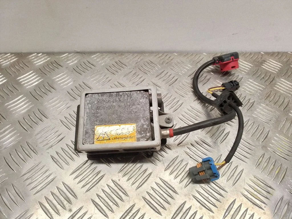 Headlight ballast module Xenon 5DV00776017
