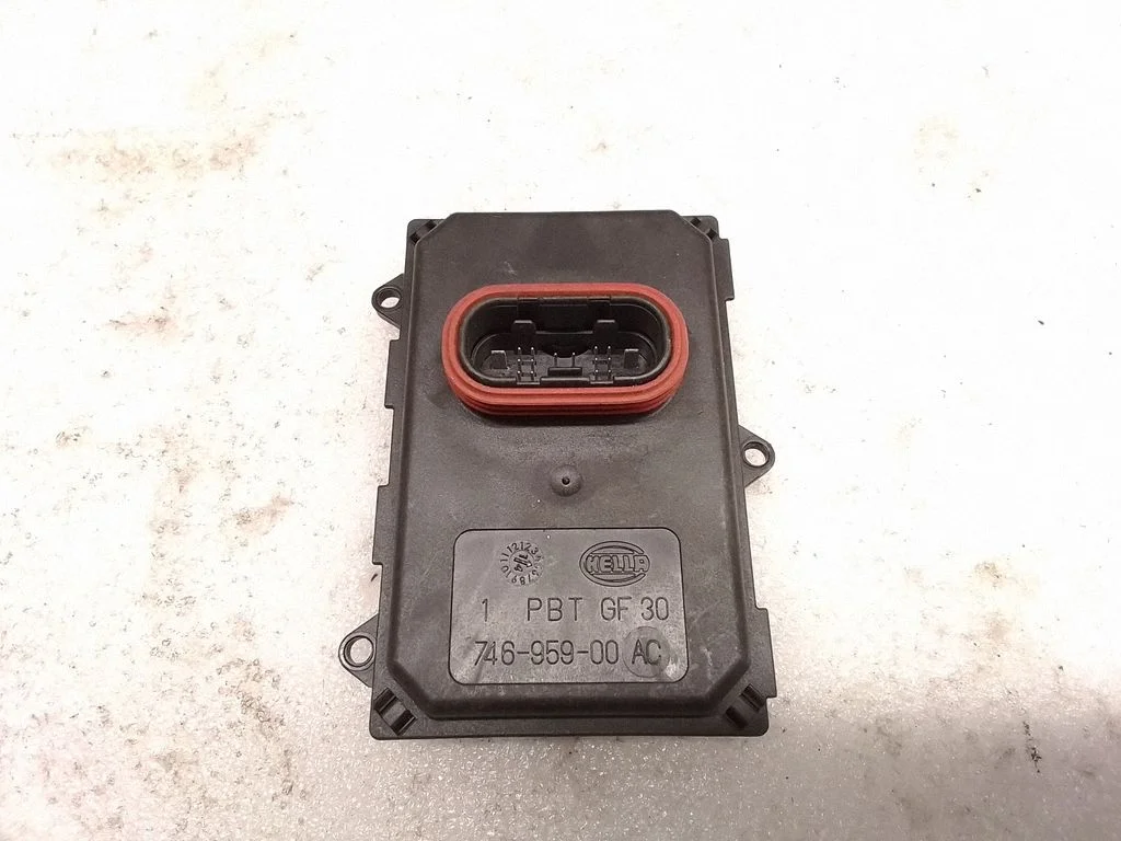 Headlight ballast module Xenon 7PP941329B