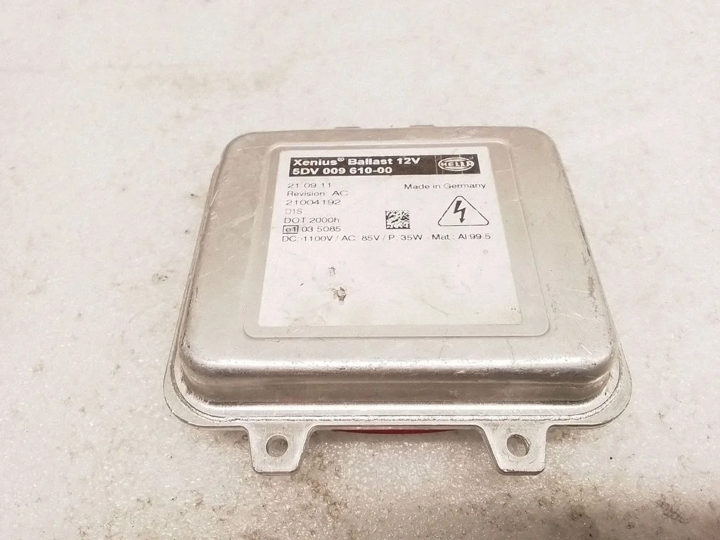 Headlight ballast module Xenon 5DV00961000
