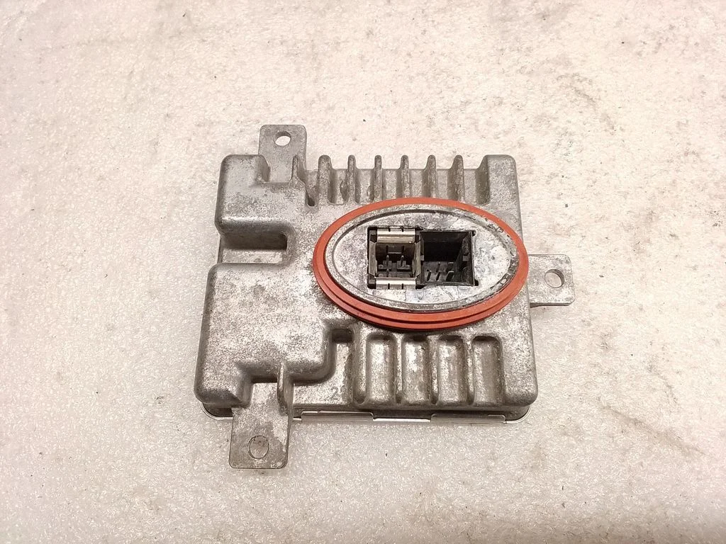 Headlight ballast module Xenon 7237647