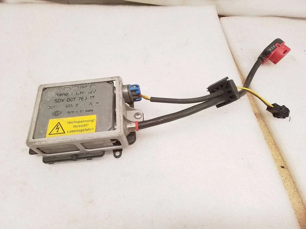 Headlight ballast module Xenon 5DV00776017