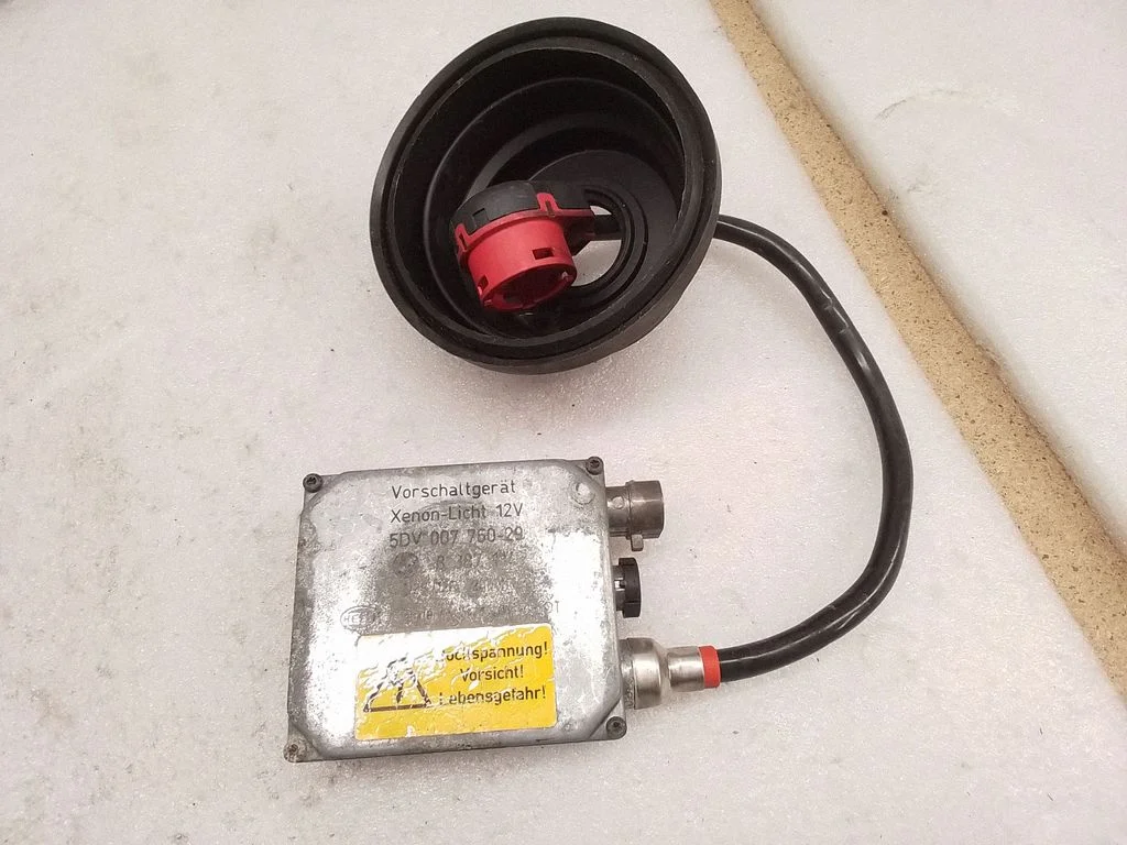 Headlight ballast module Xenon 5DV00776029