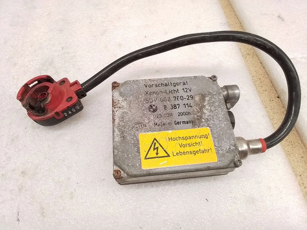 Headlight ballast module Xenon 5DV00776029