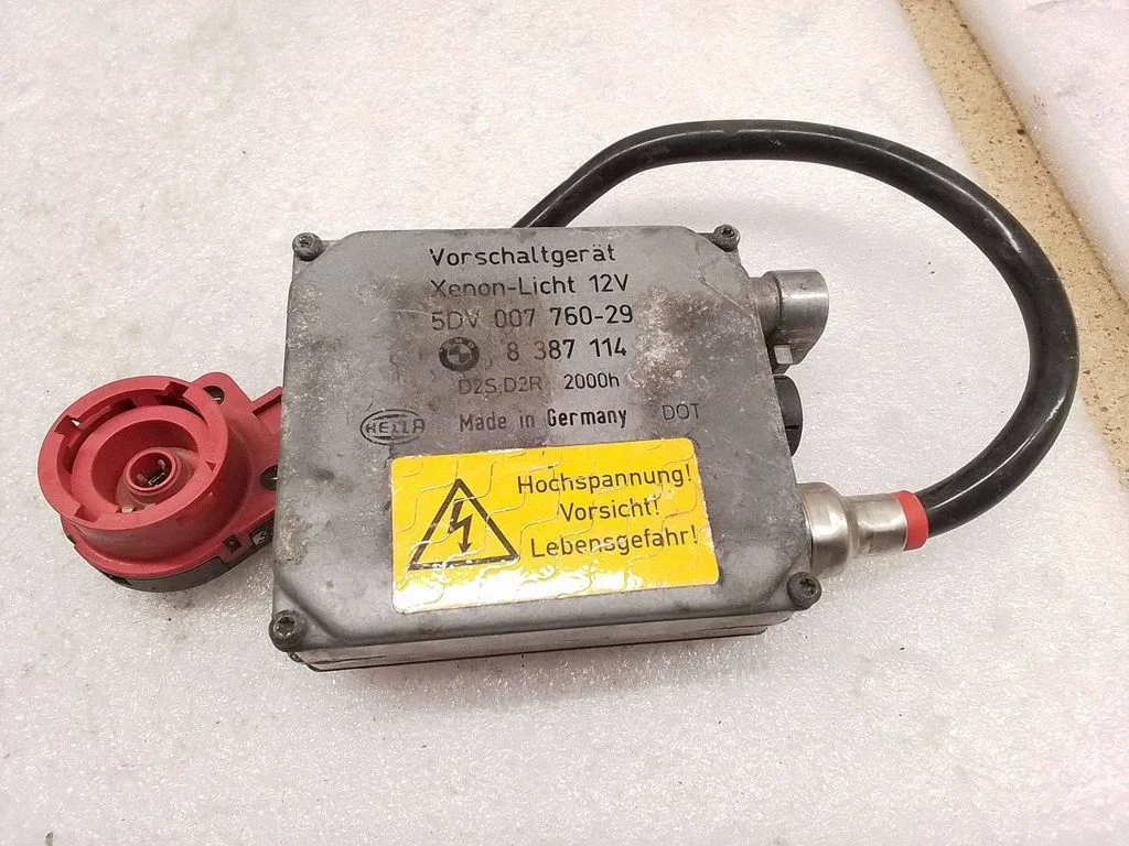 Headlight ballast module Xenon 5DV00776029