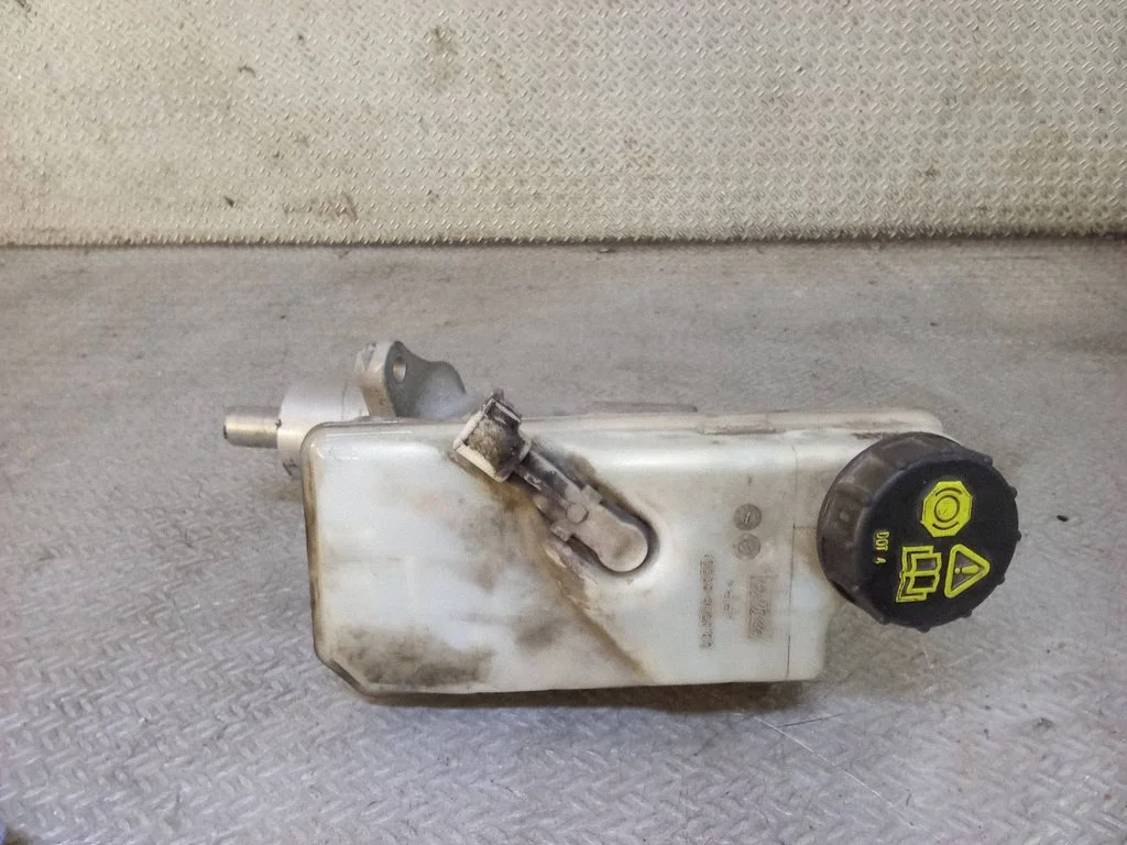 Master brake cylinder – Ford Kuga I (2008-2012)