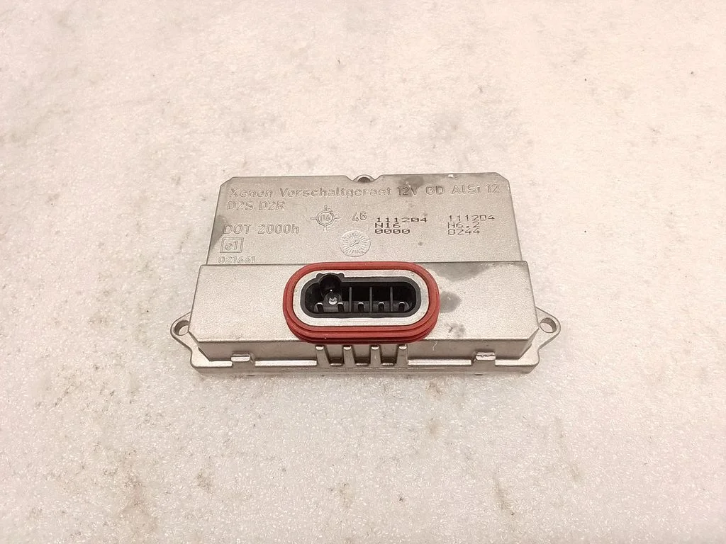 Headlight ballast module Xenon 5DV00829000