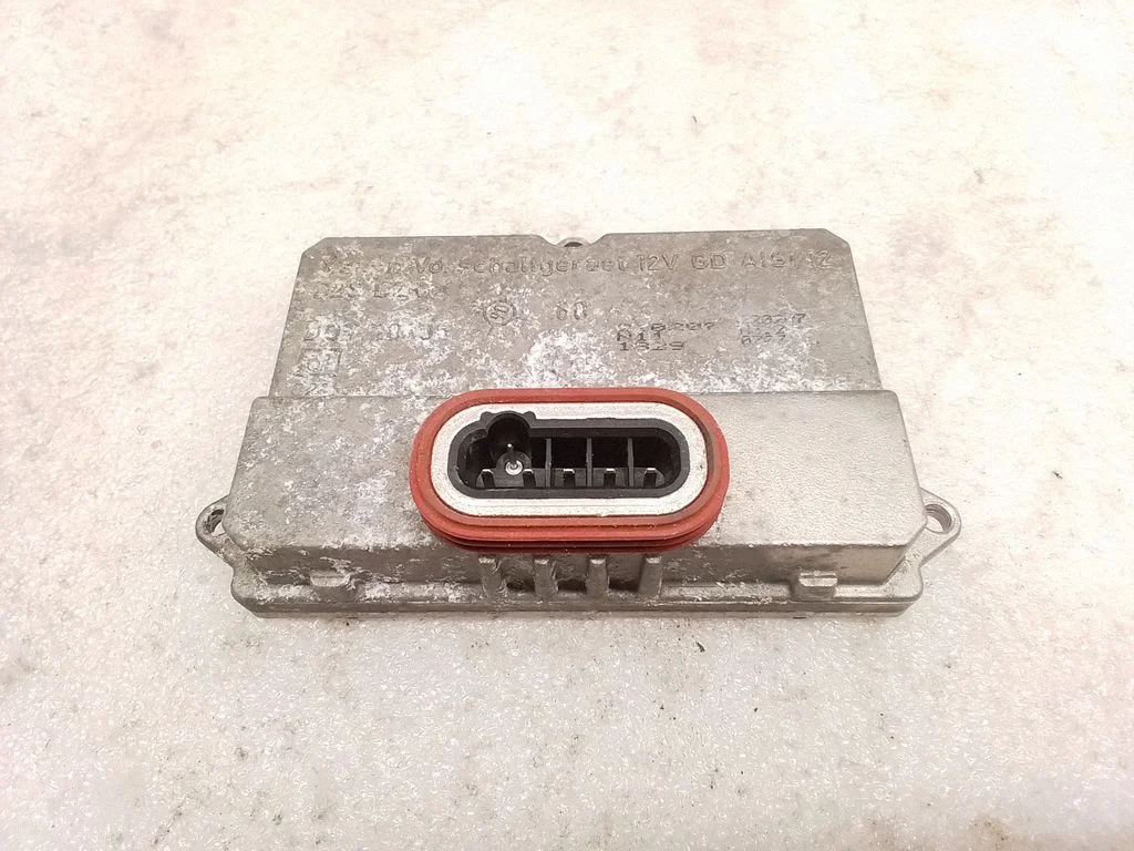 Headlight ballast module Xenon 5DV00829000