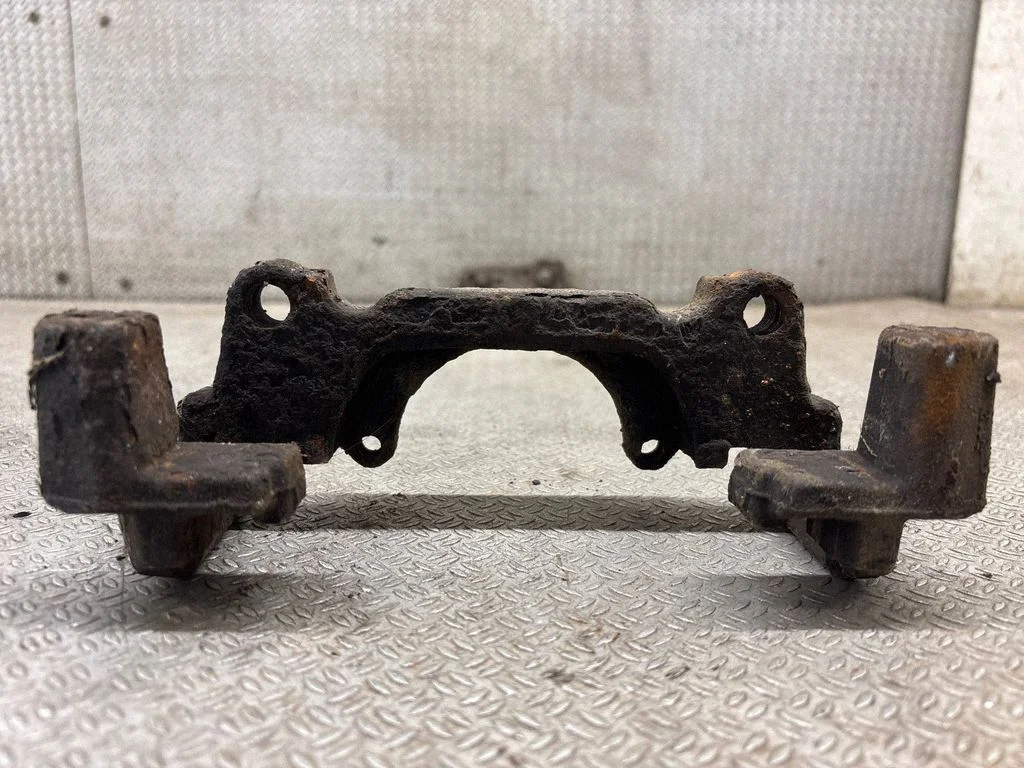 Front Brake Caliper Pad/Carrier