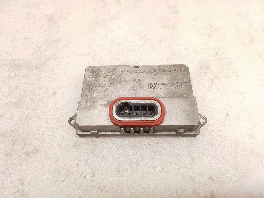Headlight ballast module Xenon 5DV00829000