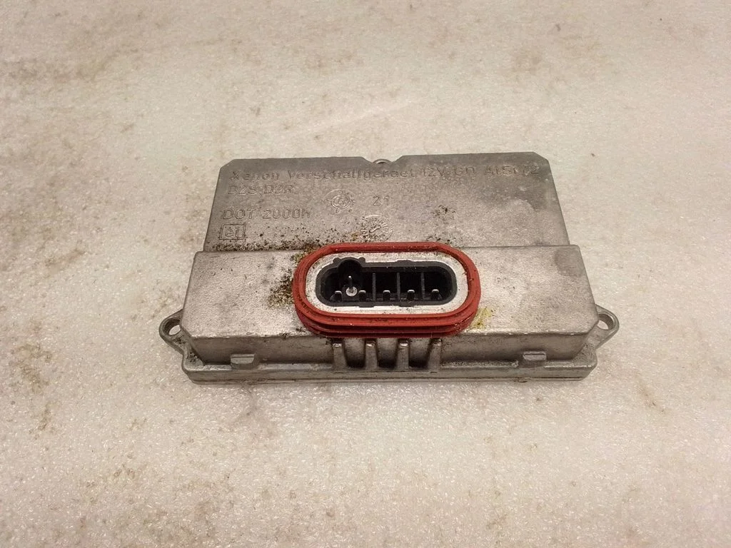 Headlight ballast module Xenon 5DV00829000