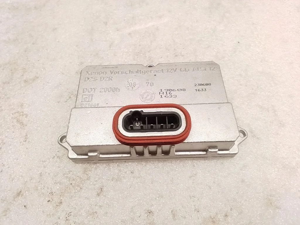 Headlight ballast module Xenon 5DV00829000