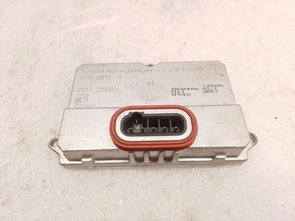 Headlight ballast module Xenon 5DV00829000