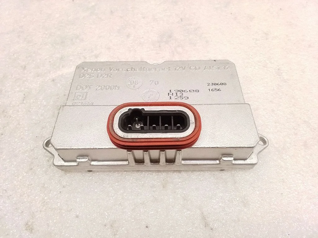 Headlight ballast module Xenon 5DV00829000