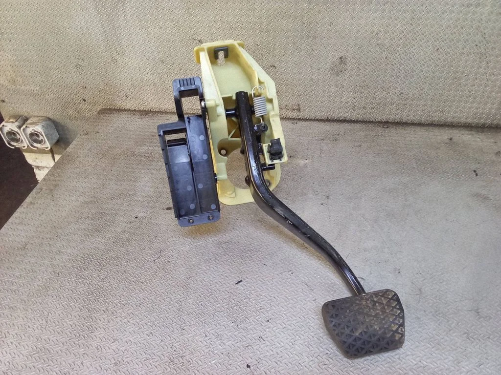 Brake pedal 35116782665