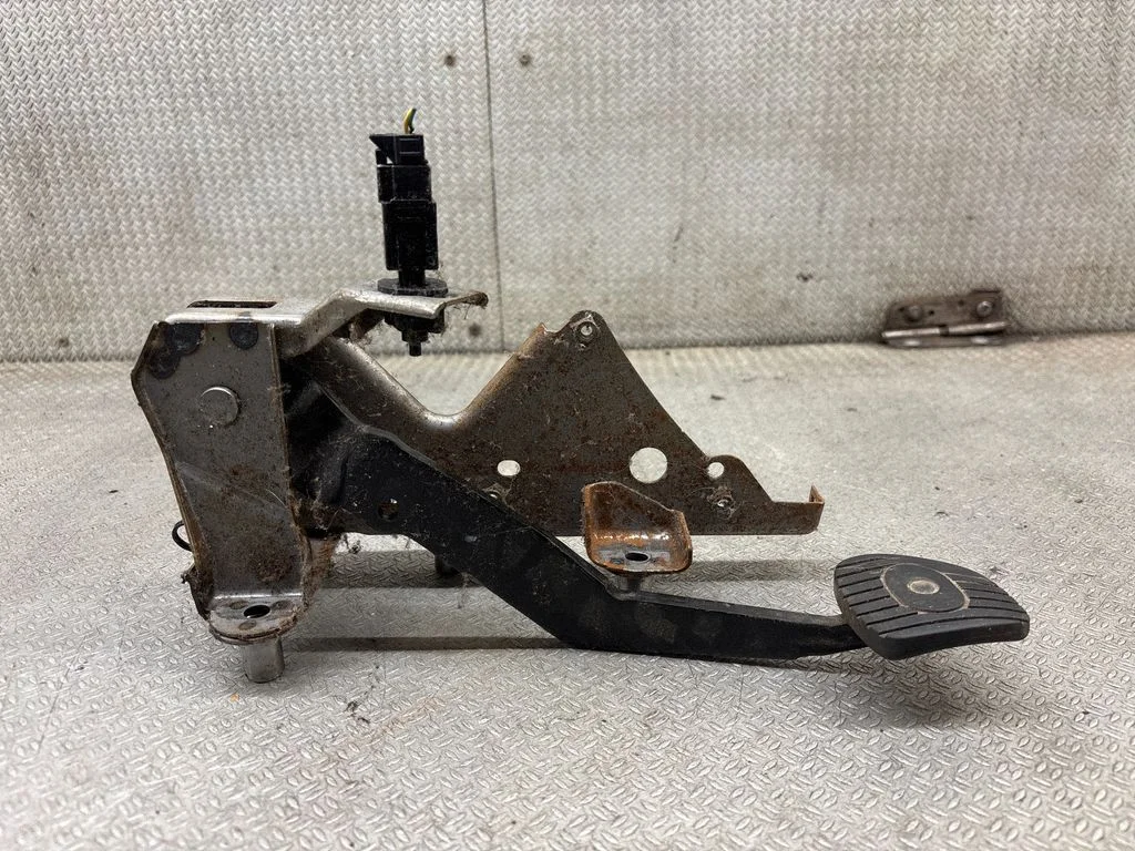 Brake pedal