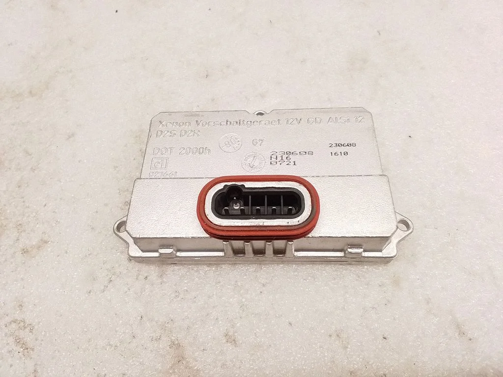 Headlight ballast module Xenon 5DV00829000