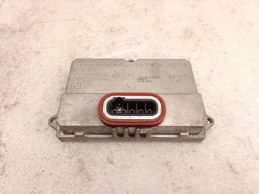 Headlight ballast module Xenon 5DV00829000