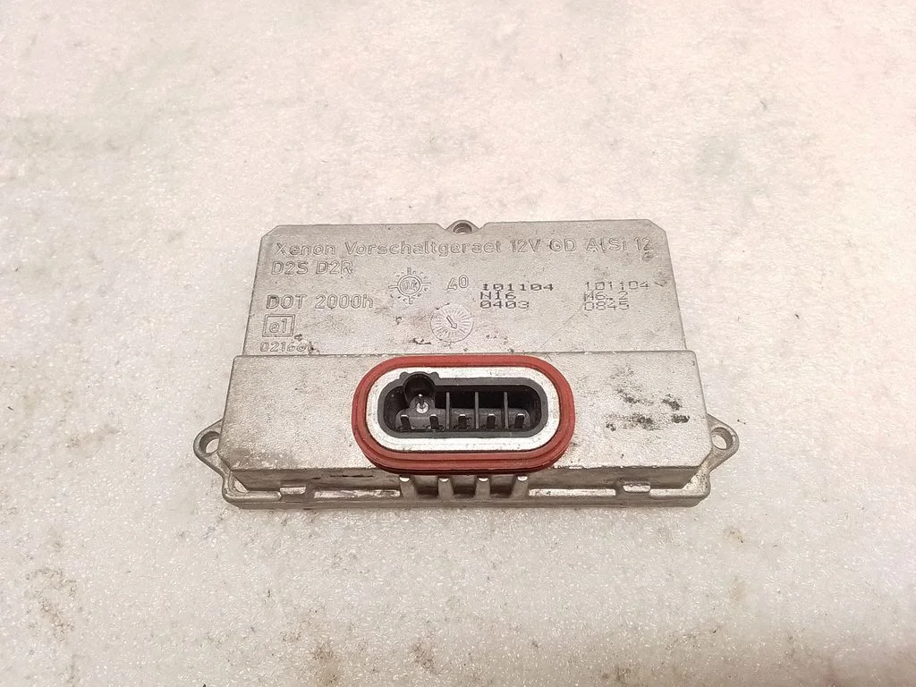 Headlight ballast module Xenon 5DV00829000