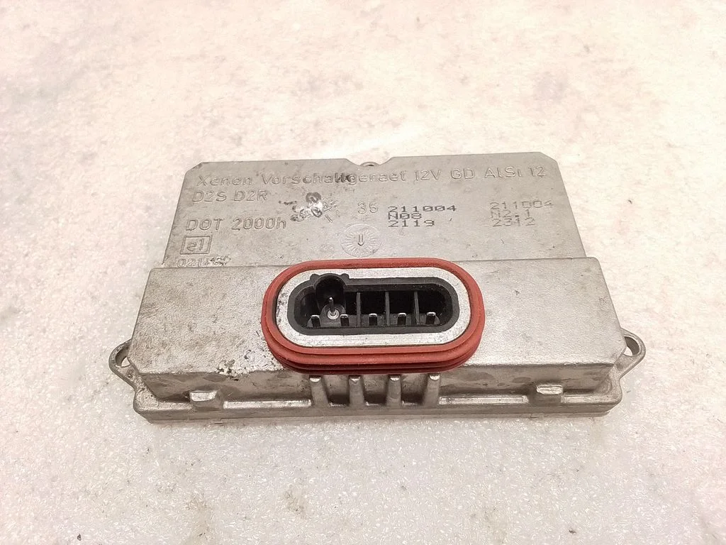 Headlight ballast module Xenon 5DV00829000